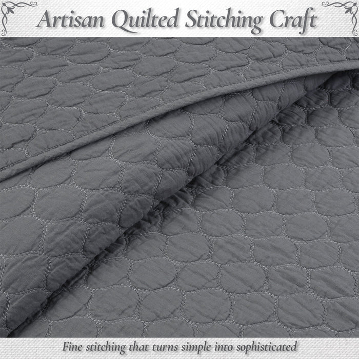 Ogee Classic Solid Chic Gray 3 Piece Cotton Quilt Bedding Set