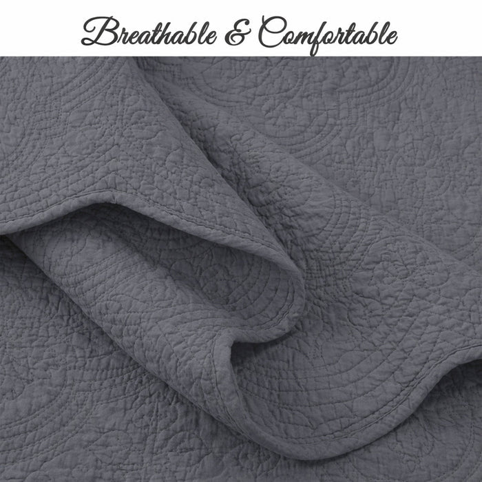Serenity - Victorian Scalloped Medallion - Cotton Reversible 3 Piece Quilt Bedding Set