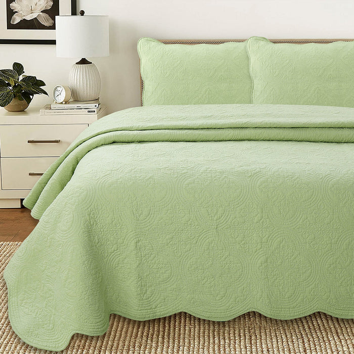 Serenity Green Scalloped Floral Cotton Quilt Set – Secret Garden Collection