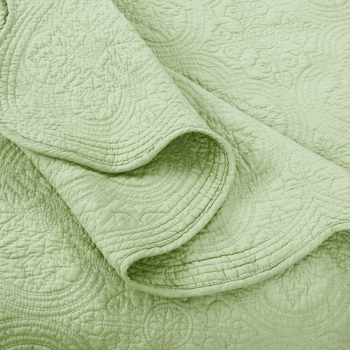 Serenity Green Scalloped Floral Cotton Quilt Set – Secret Garden Collection