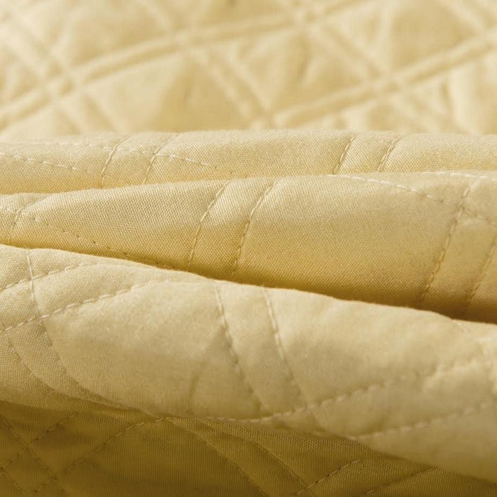 Tache Buttercup Puffs Yellow Diamond Matelasse Scalloped Quilt Set (YELLEMDES)