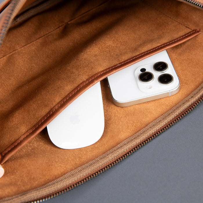 TORANATA - Seward Leather Laptop Bag with Shoulder Strap - MacBook Sleeve 14" & 16"